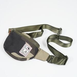 Lola California Mondo Moonbeam Fanny Pack Camo Pink Label
